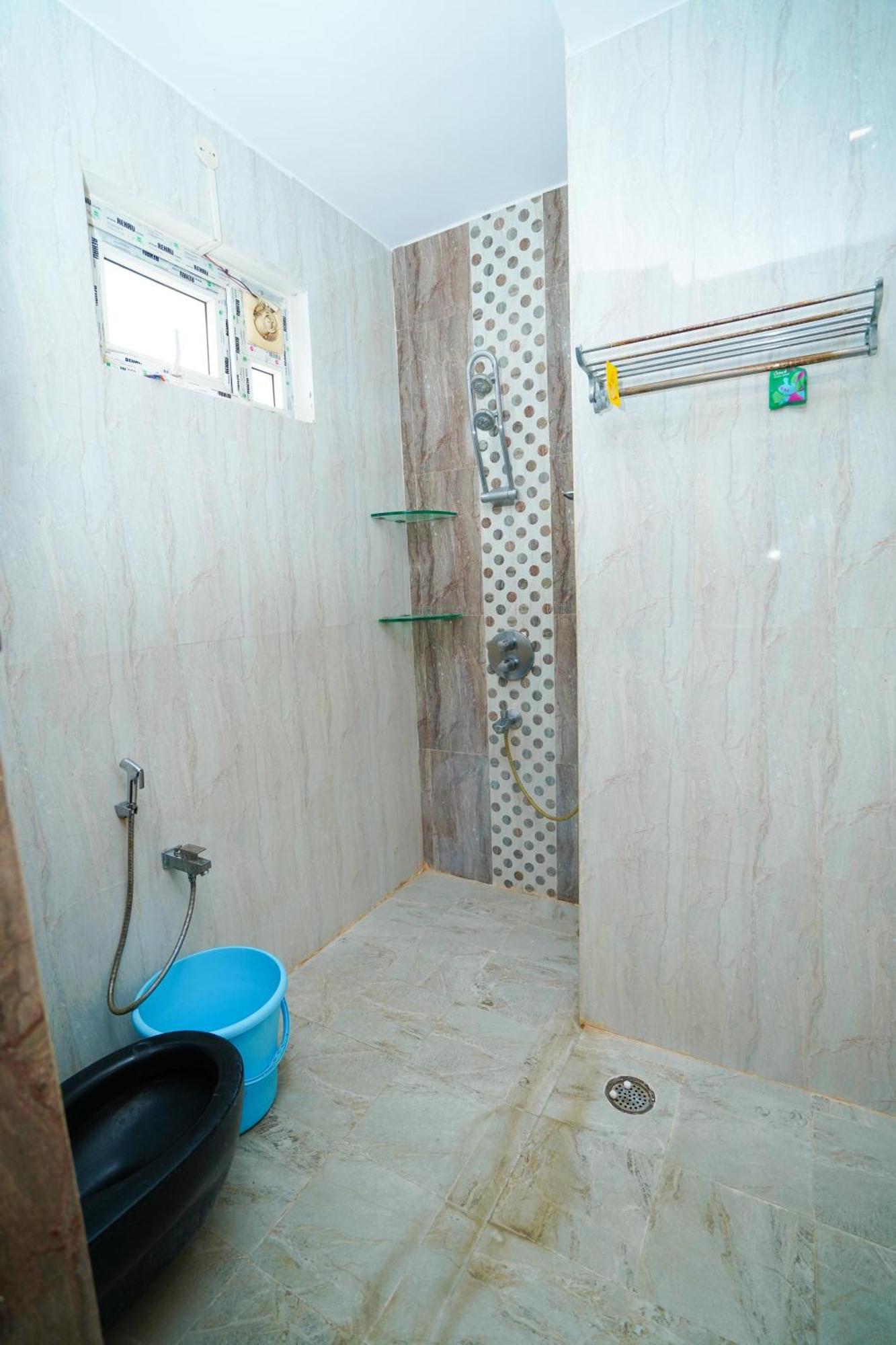 Golden Villa - Duplex House With Private Theater - Near To Alipiri And Bhudevi Ttd Ticket Counter And Kapilateertham Тирупати Экстерьер фото