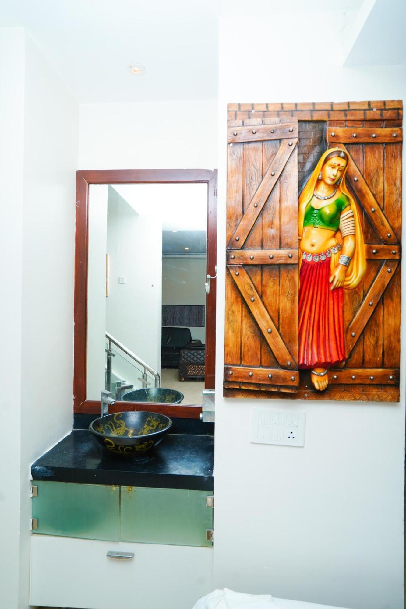 Golden Villa - Duplex House With Private Theater - Near To Alipiri And Bhudevi Ttd Ticket Counter And Kapilateertham Тирупати Экстерьер фото