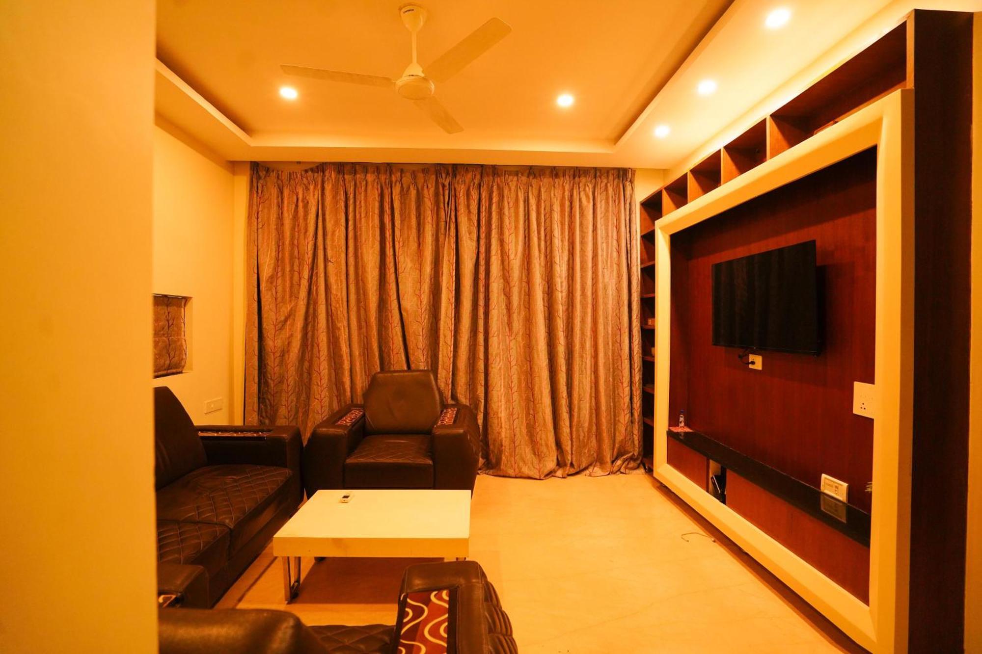 Golden Villa - Duplex House With Private Theater - Near To Alipiri And Bhudevi Ttd Ticket Counter And Kapilateertham Тирупати Экстерьер фото