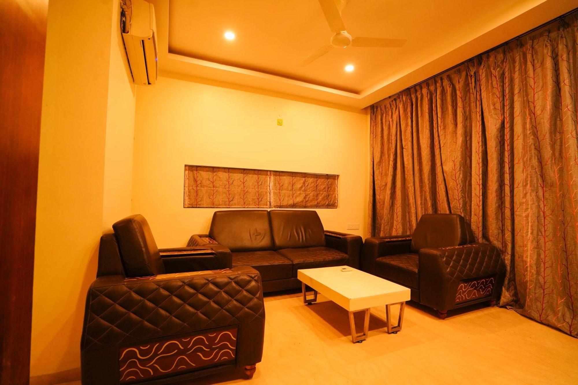 Golden Villa - Duplex House With Private Theater - Near To Alipiri And Bhudevi Ttd Ticket Counter And Kapilateertham Тирупати Экстерьер фото